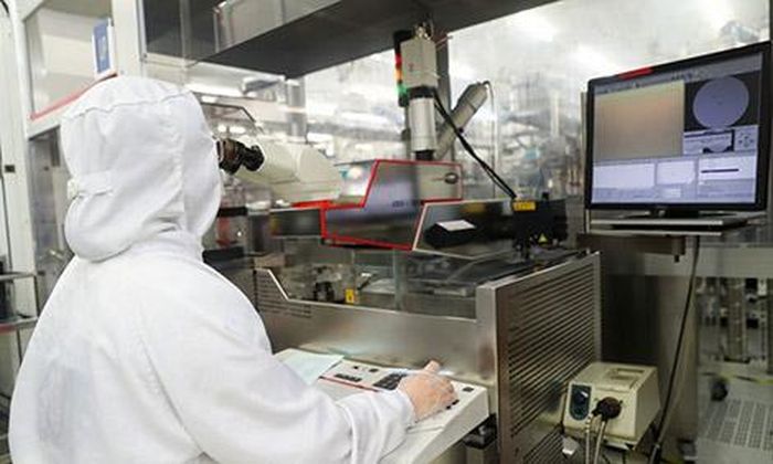 Bên trong cơ sở sản xuất của SMIC tại Thượng Hải. 
