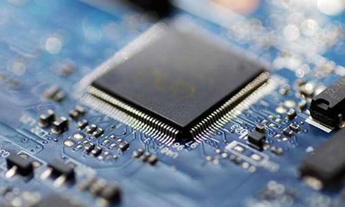 SMIC là công ty sản xuất chip điện tử lớn nhất của Trung Quốc, làm việc với nhiều nhà cung cấp Mỹ. 