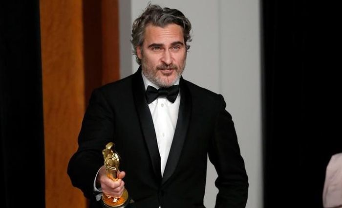  Bộ phim giúp Joaquin Phoenix lần đầu thắng giải Oscar hồi đầu năm. Ảnh: Outnow. 