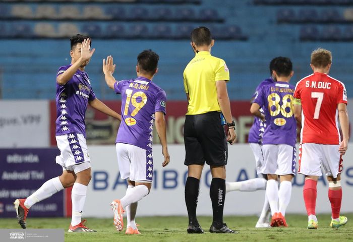 Cùng với Quang Hải và Văn Quyết, Thành Chung là một trong số những cầu thủ Hà Nội FC chơi hay nhất tối 16/9