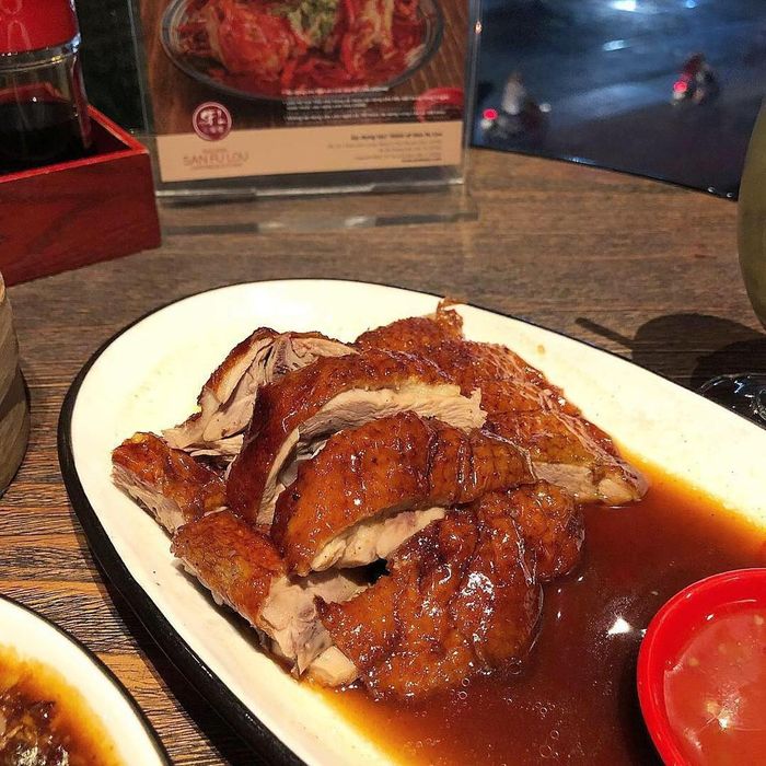 Không gian San Fu Lou đẹp, nhiều góc check-in. Ảnh: _Ahtienn_, 92kendo, hanaaa.fooddd.