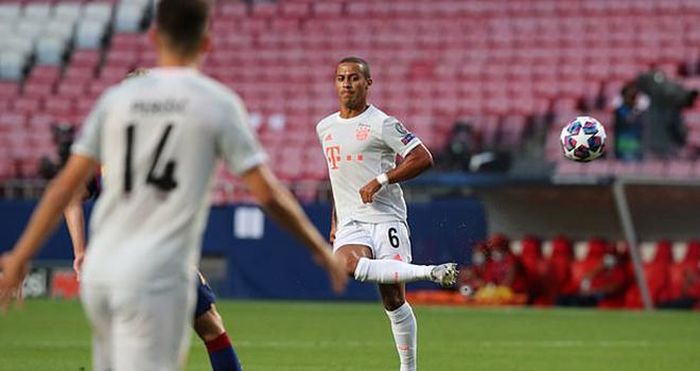 Không cầu thủ nào của Liverpool sở hữu khả năng chuyền bóng ấn tượng như Thiago