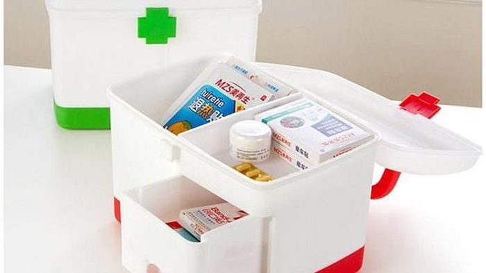 Trang bị những loại thuốc cần thiết cho bản thân, gia đình trong những ngày bão về