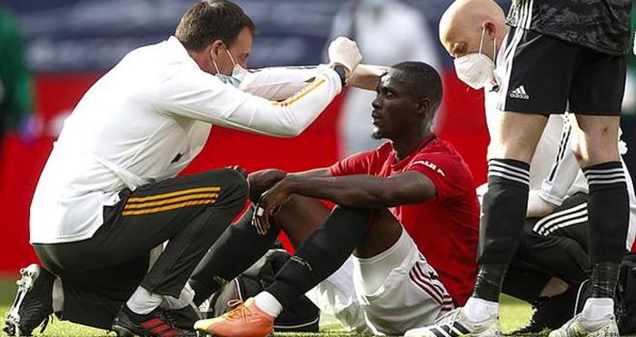 Bailly gặp quá nhiều chấn thương