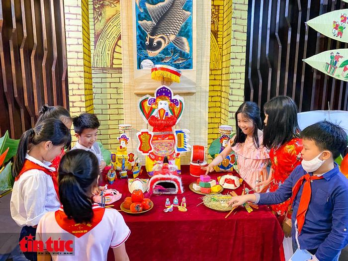 Ban Quản lý phố cổ Hà Nội cũng tổ chức các hoạt động trải nghiệm, tương tác theo phương thức trực tuyến trên trang fanpage "phố cổ Hà Nội",