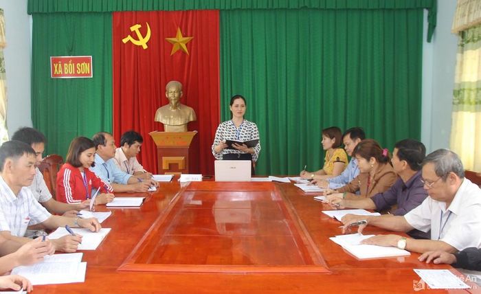 Đảng ủy xã Bồi Sơn (Đô Lương) tại một cuộc họp giao ban. Ảnh tư liệu: Mai Hoa