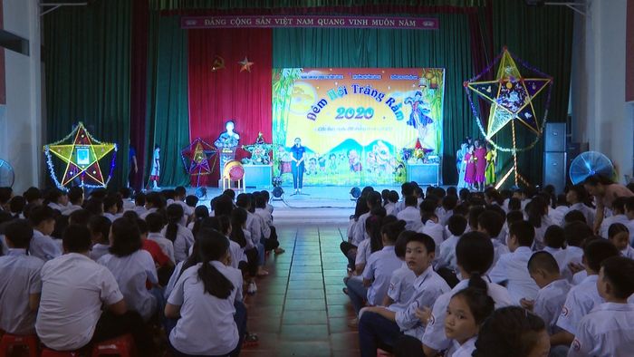 Quang cảnh “Đêm hội trăng rằm” năm 2020 tại Cốc San.