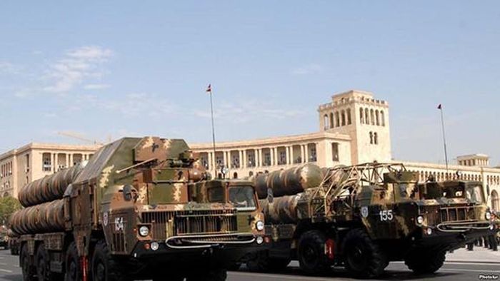 Không chỉ có vậy, phải nói thêm rằng nhiệm vụ chính của S-300 đó là chống lại máy bay cỡ lớn hoạt động trên cao, nó không được tối ưu hóa cho việc đánh chặn mục tiêu nhỏ bay ở tầm thấp.