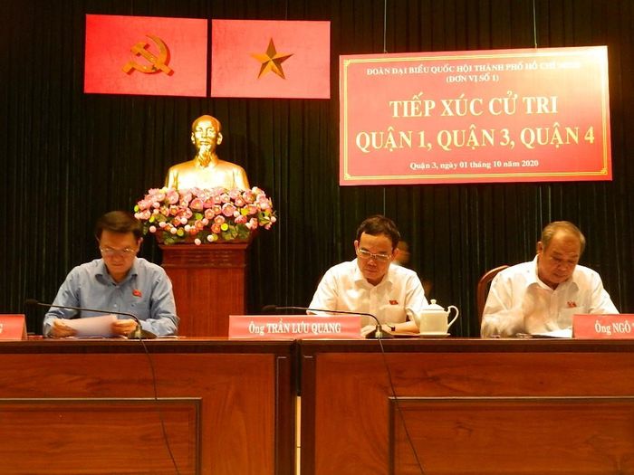 Tổ Đại biểu Quốc hội đơn vị 1 tiếp xúc cử tri quận 1, 3, 4 sáng 1/10
