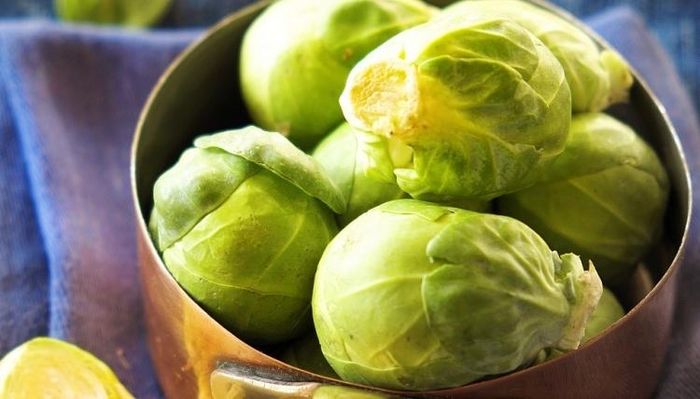 Cải Brussels: loại rau này có vị hơi đắng, chứa nhiều sắt.