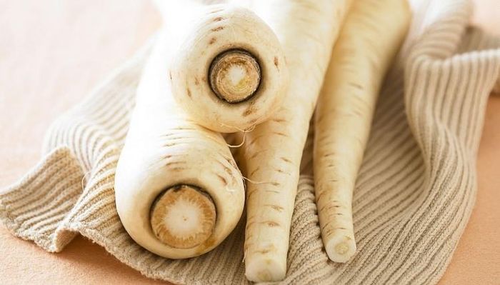 Củ cải: có vị ngọt, được dùng trong các món súp và làm nước sốt, giàu kali và chất xơ.