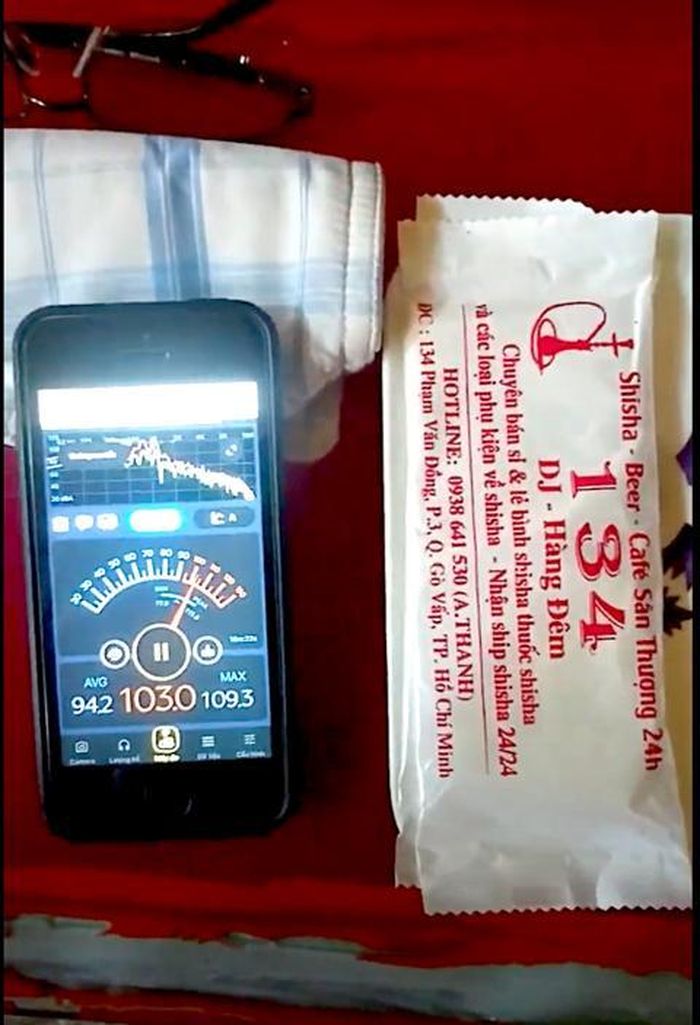 Âm thanh phát ra từ dàn loa tại quán 134 luôn ở mức cao