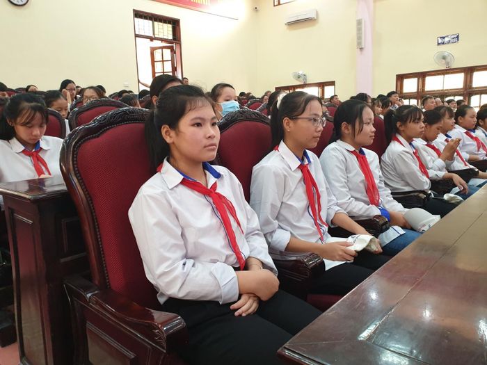 Học sinh Trường THCS Lê Quý Đôn tham dự lễ phát động