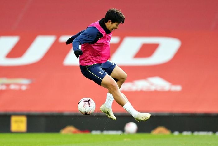 Son Heung-min kịp bình phục để ra sân ngay từ đầu.