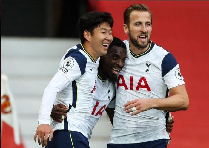 Son-Heung-min và Harry Kane tỏa sáng giúp Tottenham hạ gục Man Utd 6-1. 