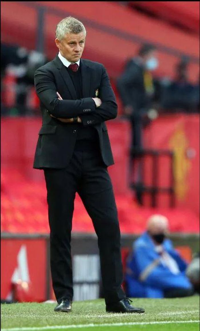 Trận thảm bại khiến HLV Ole Gunnar Solskjaer chết lặng.