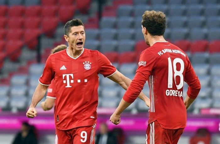 Lewandowski có trận đấu thăng hoa