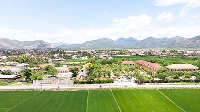  Một góc xã nông thôn mới Diên Điền (huyện Diên Khánh). Ảnh: MẠNH HÙNG 