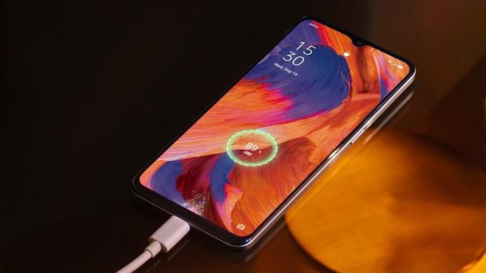 OPPO A73 có màn hình AMOLED 6.44 inch