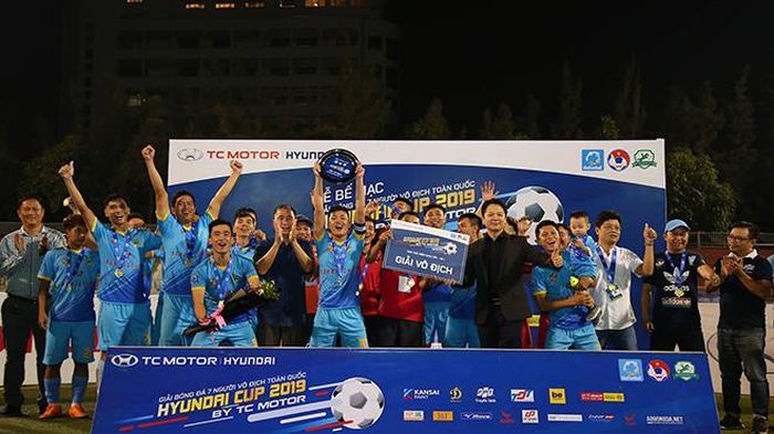 Giải đấu sẽ tranh tài vào ngày 10-10 và đội vô địch SPL - S3 sẽ nhận 60 triệu đồng tiền thưởng cùng tấm vé vào VCK tranh chức vô địch lên tới 150 triệu đồng