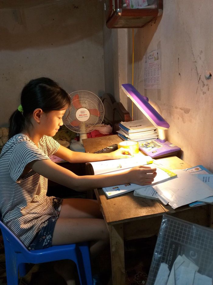 Cô học trò Phùng Thị Anh Thơ lớp 4B 