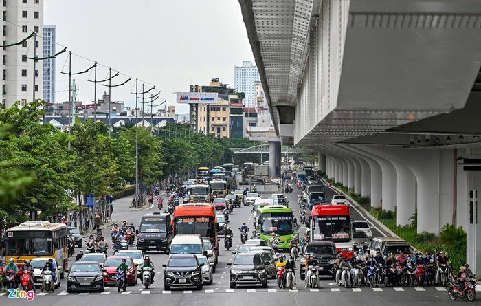  Tuyến đường được đầu tư hoàn chỉnh theo quy hoạch đã được phê duyệt, mặt cắt ngang đường từ 56 đến 93 m, mỗi bên có 6 làn xe (4 làn cơ giới và 2 làn hỗn hợp) theo tiêu chuẩn tuyến đường đô thị chính cấp 1. 