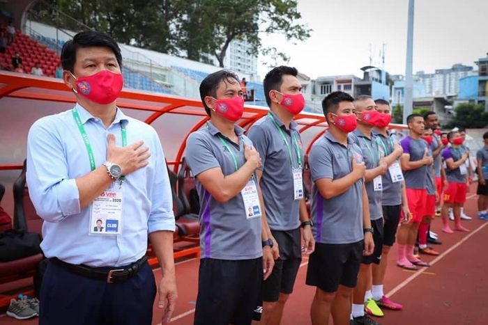  Chủ tịch Vũ Tiến Thành trực tiếp cầm quân. Ảnh SGFC