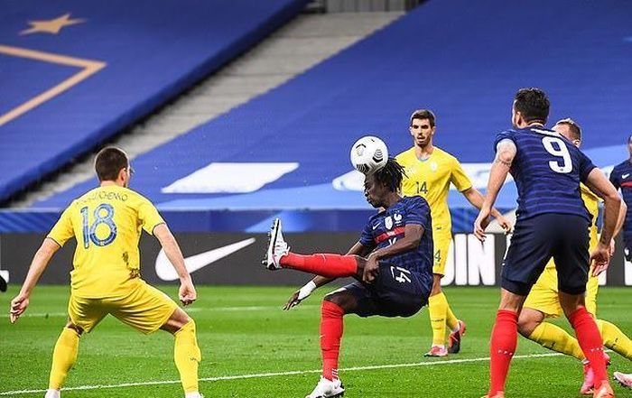 Eduardo Camavinga châm ngòi cho cơn mưa bàn thắng mà Pháp trút vào lưới Ukraine