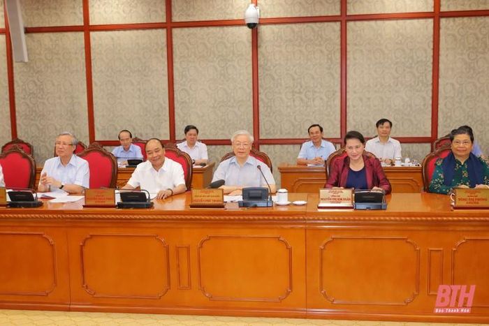 Bộ Chính trị làm việc với lãnh đạo tỉnh Thanh Hóa về “Đề án xây dựng và phát triển tỉnh Thanh Hóa đến năm 2030, tầm nhìn đến năm 2045” (Ảnh: BTH)