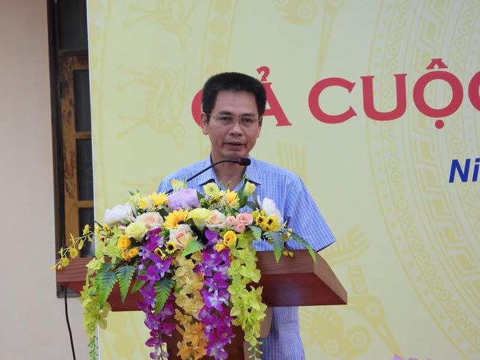  Ông Trần Việt Phương – Phó Giám đốc Sở Văn hóa và Thể thao Ninh Bình phát biểu khai mạc.