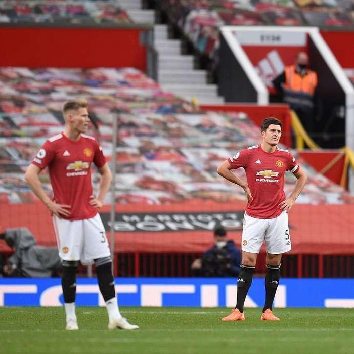 Hình ảnh thủ quân MU trong trận thua thảm Tottenham 1-6