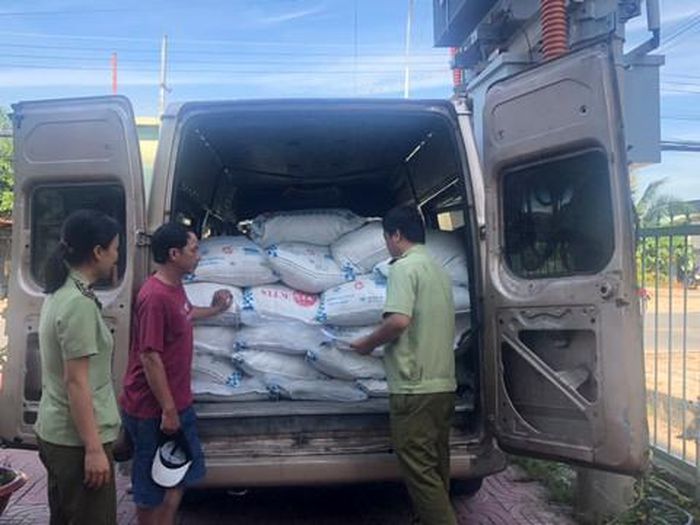Quản lý thị trường An Giang kiểm đếm hàng lậu