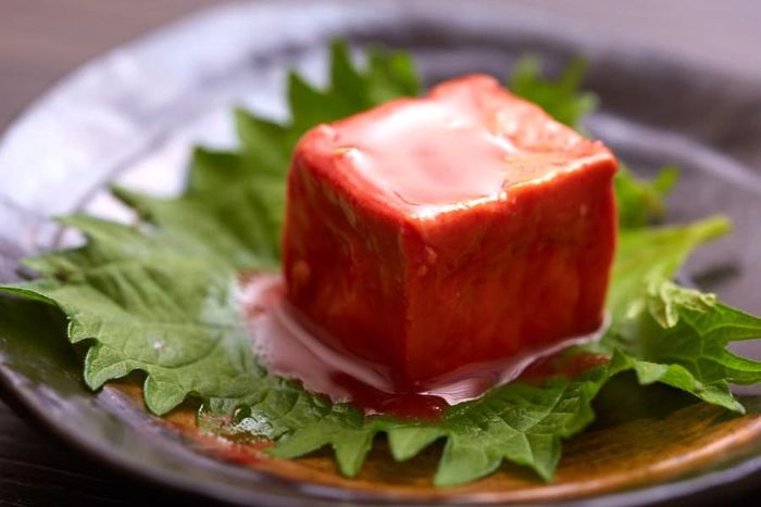 Ẩm thực Nhật Bản còn giới thiệu một món ăn từ đậu phụ khác, đó là Tofuyo (đậu phụ lên men)