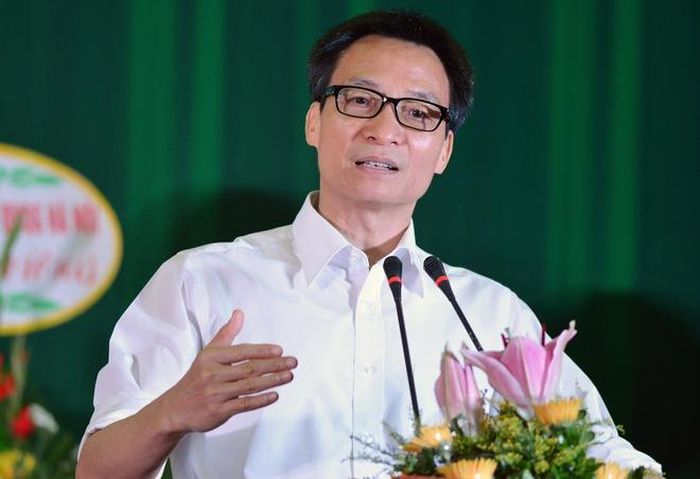  Phó thủ tướng Vũ Đức Đam đã chỉ đạo Bộ GD&amp;ĐT tiếp thu các góp ý quanh sách Tiếng Việt lớp 1. Ảnh: Lê Hiếu. 