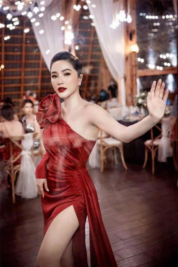 Đồng thời, Bảo Thy còn bất ngờ tiết lộ trong thời gian tới, cô cũng sẽ trở lại với âm nhạc với ít nhất một sản phẩm. Bởi hiện tại, Bảo Thy đã có sẵn ca khúc muốn ra mắt và chỉ đang chờ đợi thời điểm thích hợp để ra mắt người hâm mộ.