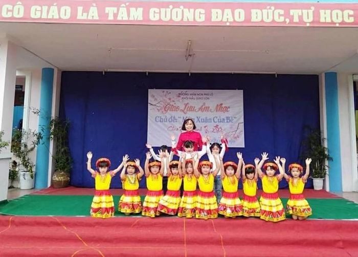 Hạnh phúc bên học trò.