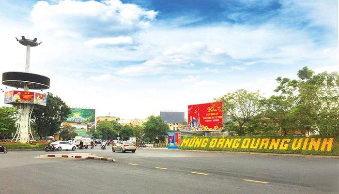  Cổ động trực quan ở trung tâm thành phố Đông Hà 