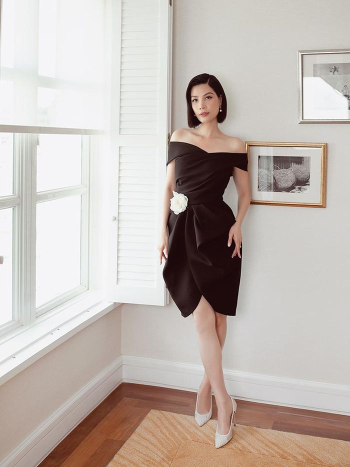 Siêu mẫu Vũ Cẩm Nhung