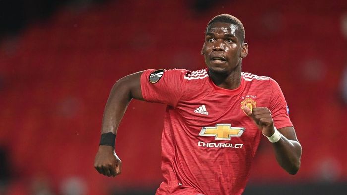  Một năm sau ngày rời Old Trafford của Man United, Paul Pogba nhận giải thưởng "Cậu bé vàng". Sau đó, tiền vệ người Pháp bùng nổ trong màu áo Juventus. Năm 2016, Pogba buộc "Quỷ đỏ" phải chi số tiền kỷ lục để mang anh trở lại CLB. Hiện tại, dù vướng nhiều ồn ào về thái độ thi đấu, tiền vệ này vẫn là ngôi sao hàng đầu, niềm hy vọng với “Quỷ đỏ”. 