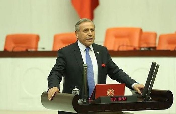 Ông Yildirim Kaya.