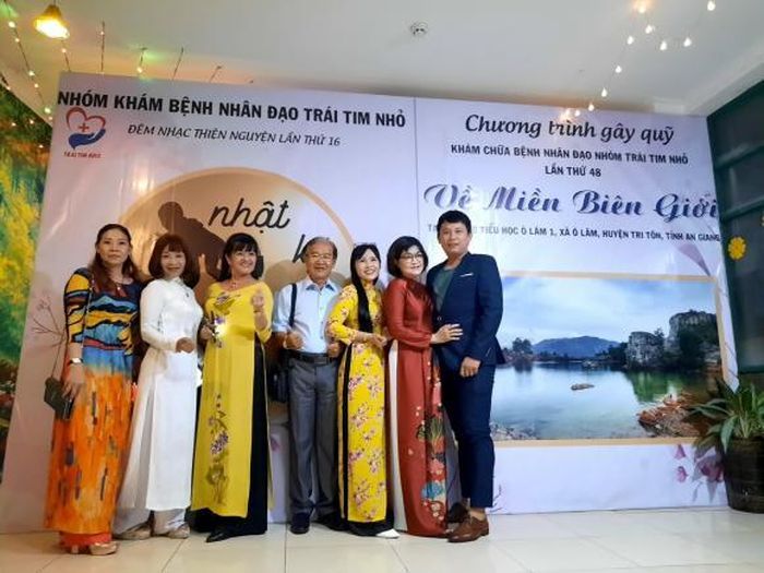 Chương trình "Về miền biên giới" do Nhóm Trái Tim Nhỏ tổ chức
