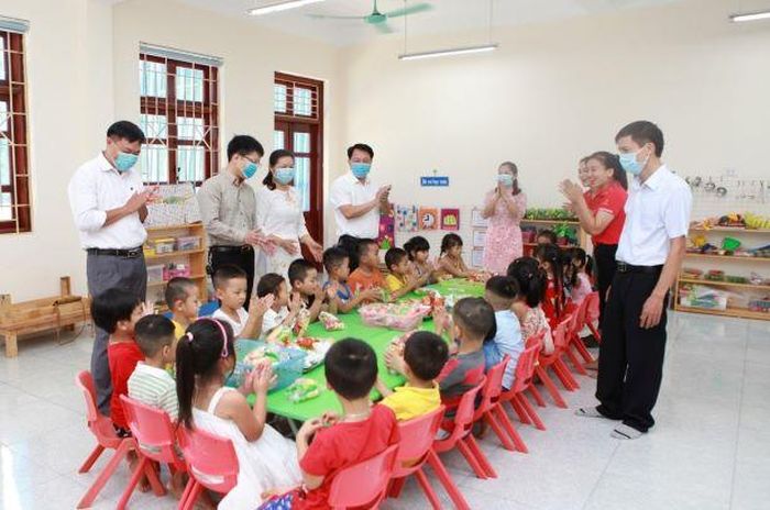  Cơ sở vật chất khang trang, đáp ứng yêu cầu dạy và học của trường Mầm non Thanh Mai
