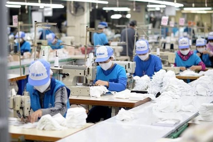 Ngân hàng Nhà nước đưa ra 2 kịch bản tăng trưởng kinh tế. (Ảnh: Vietnam+)