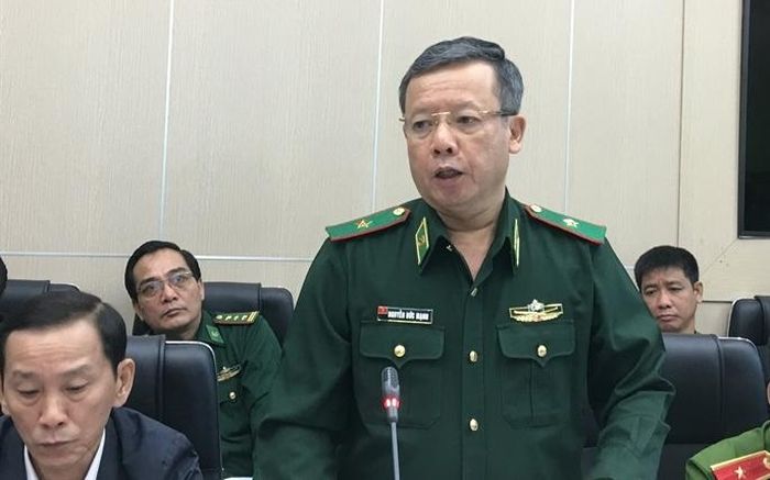 Thiếu tướng Nguyễn Đức Mạnh, Phó Tư lệnh BĐBP cho biết, BĐBP các tỉnh, thành đã thông báo cho hơn 52.000 tàu thuyền biết về bão số 8. Ảnh: Bích Nguyên