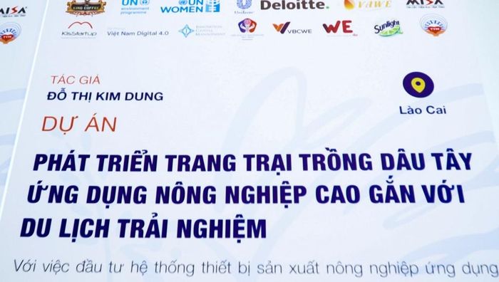 Song, bằng nỗ lực, khát khao vươn lên và khả năng của riêng mình, các chị đã vượt lên giới hạn, theo đuổi ước mơ và đạt được thành công, mang lại những hiệu quả kinh tế nhất định. Với sự hỗ trợ từ Sunlight, mô hình có thể phát triển, mở rộng quy mô và tăng cường ứng dụng công nghệ, tạo công ăn việc làm, nguồn thu nhập ổn định cho chị em phụ nữ dân tộc và quảng bá hình ảnh cho Sa Pa. 