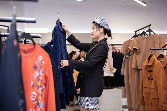 Stylist Trang Lê. 