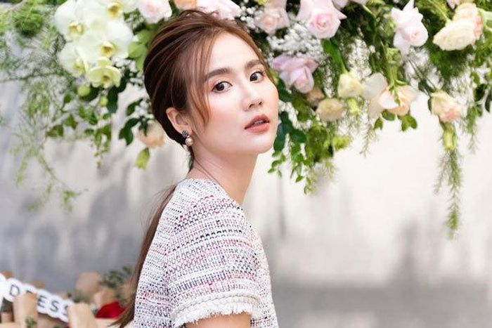 Huyền Lizzie cho chia sẻ, là phụ nữ, hãy luôn tự tin, yêu thương, trân trọng bản thân mình, khi đó cuộc sống của chúng ta sẽ trở nên hạnh phúc, tốt đẹp hơn. 
