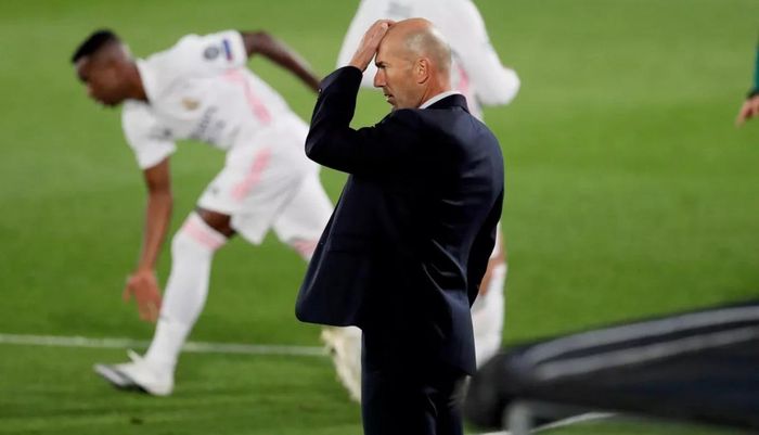 Mọi thứ đang rất khó khăn với HLV Zidane. Ảnh: Eurosports