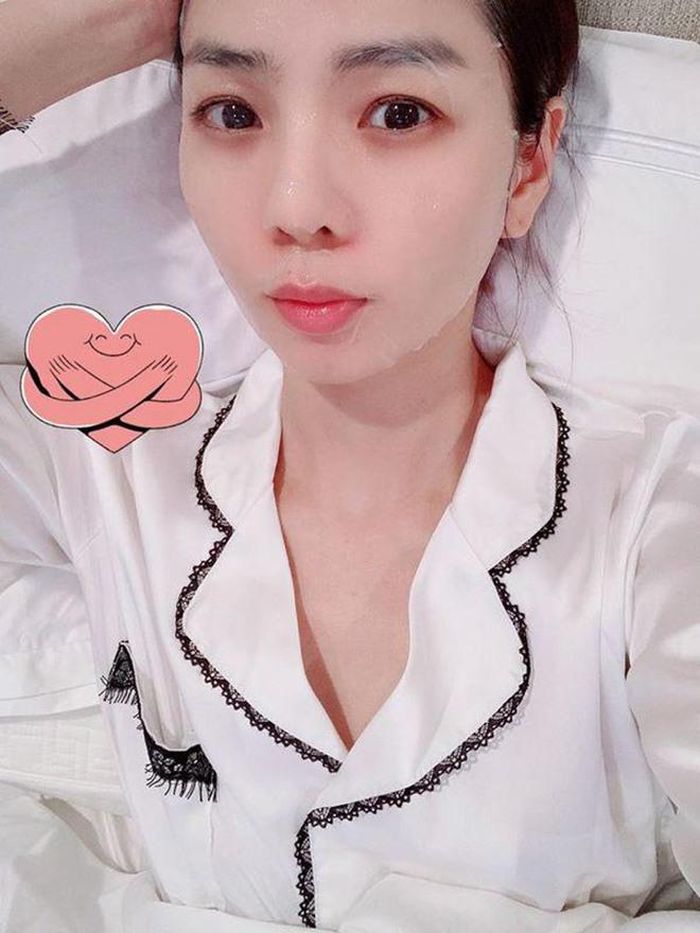 Đắp mặt nạ vừa cung cấp nhiều dưỡng chất lại không tốn thời gian của chị em.