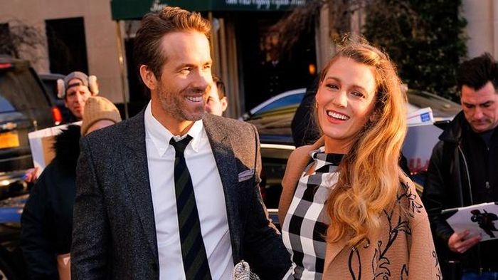  Ryan Reynolds cho biết Blake Lively luôn là nguồn cảm hứng của anh. Ảnh: Vogue. 
